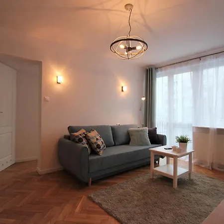 Apartment Freedom In The City